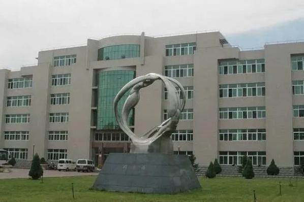 锦州师范高等专科学校