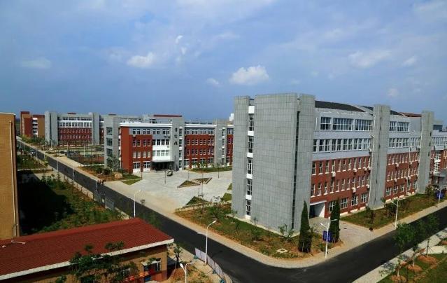 盘锦职业技术学院