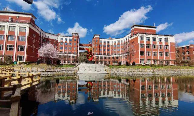 通化医药健康职业学院