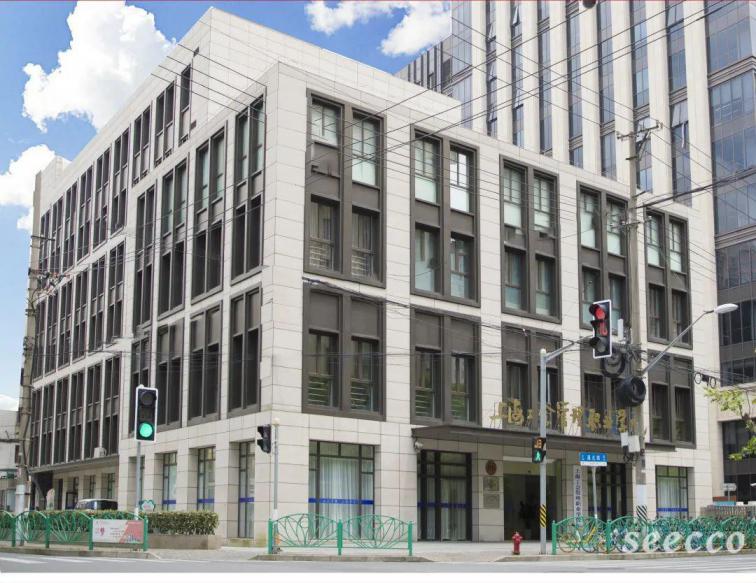 上海工会管理职业学院