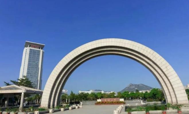 华侨大学