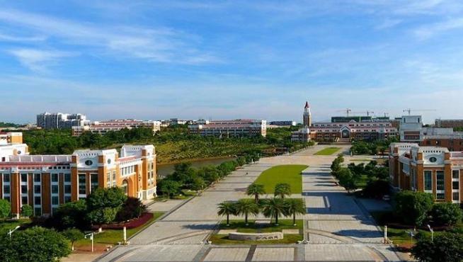 赣州师范高等专科学校