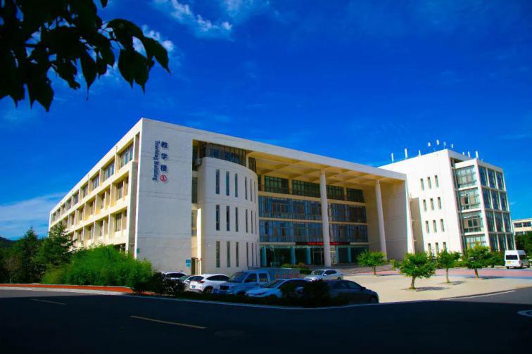 山东药品食品职业学院