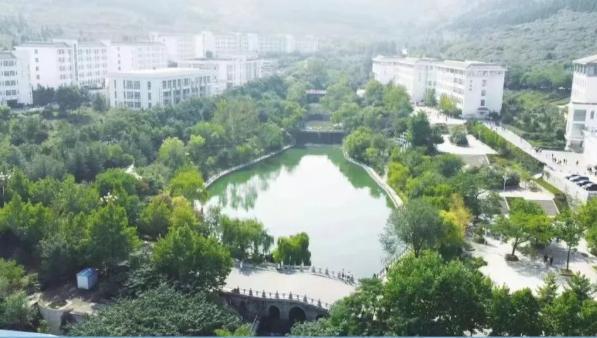 潍坊工程职业学院