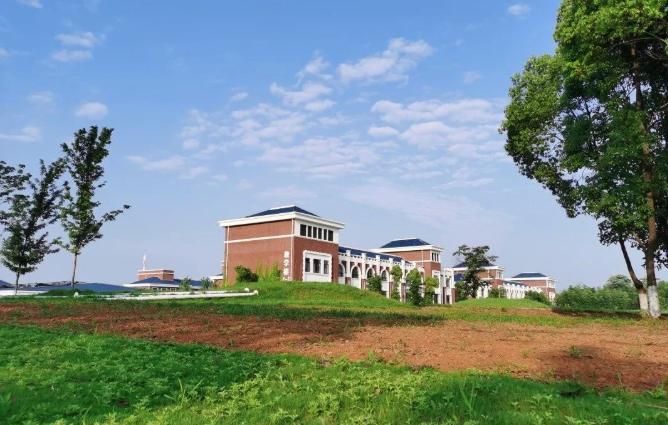 湖北健康职业学院