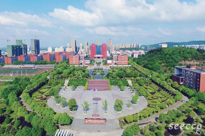 湖南工业职业技术学院