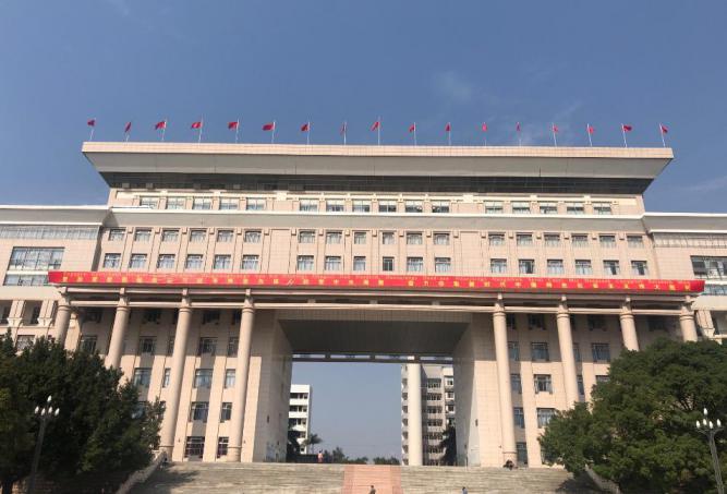 广西大学